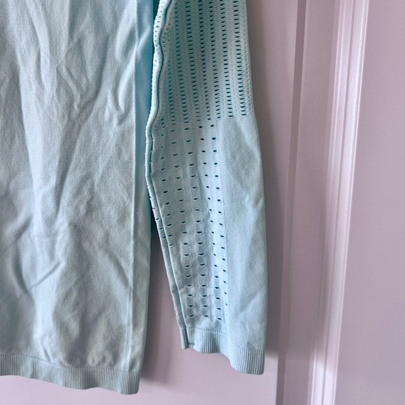 Forever 21 Blue/Green Long Sleeve Ribbed Workout Top - Picture 5 of 7